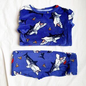 Cat & Jack Kids Blue Shark Pizza Christmas Snuggly Soft Sleepwear Set Size 8